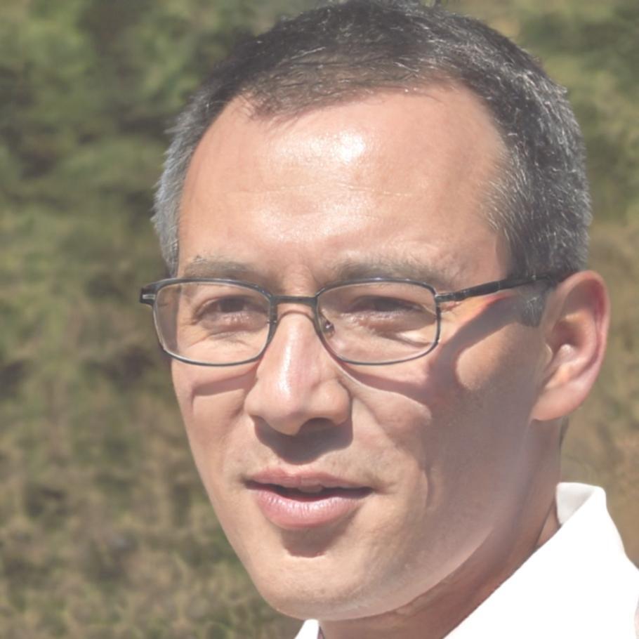 Portrait professionnel de Cyprien Monteil, formateur en négociation